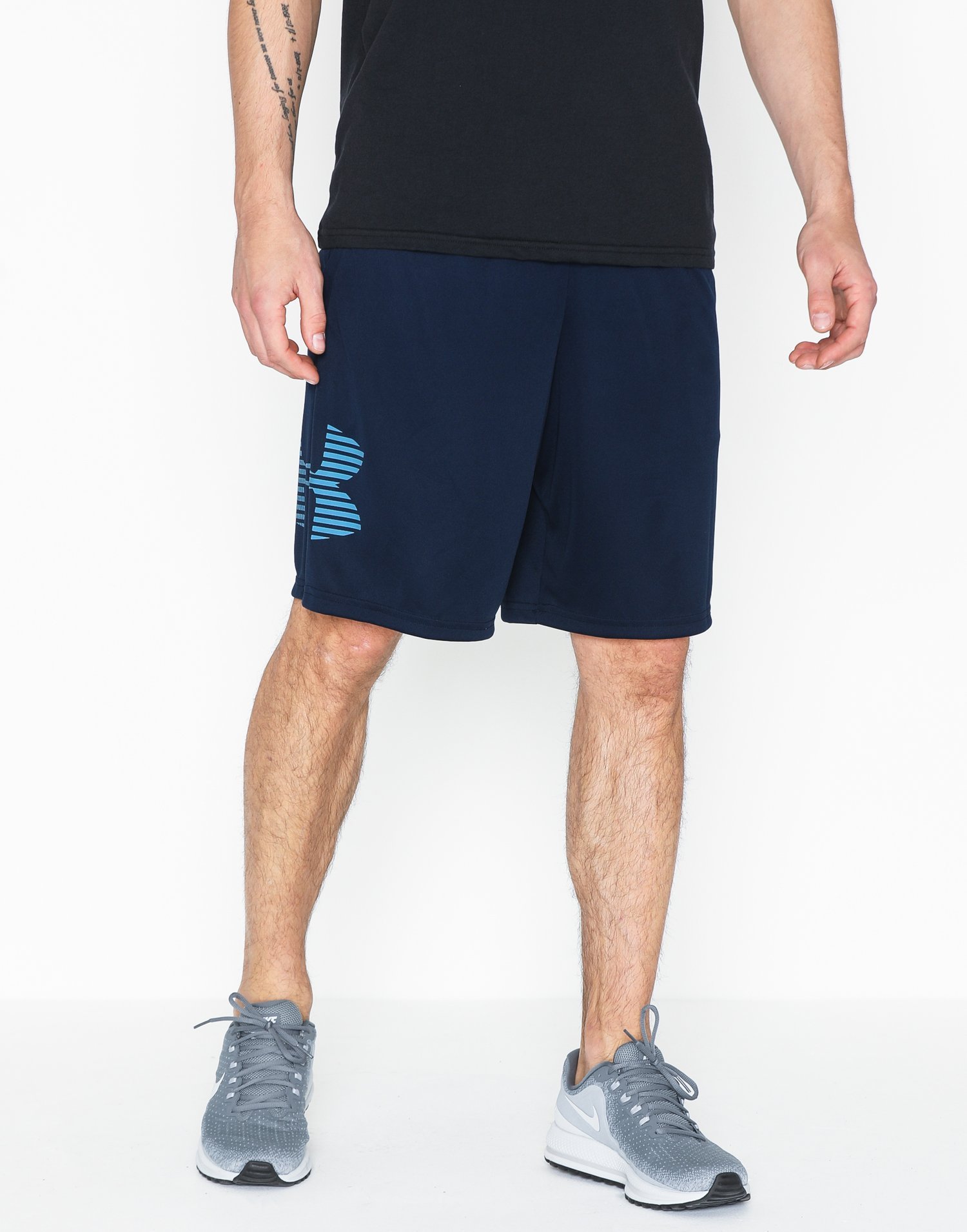 under armour tech graphic shorts